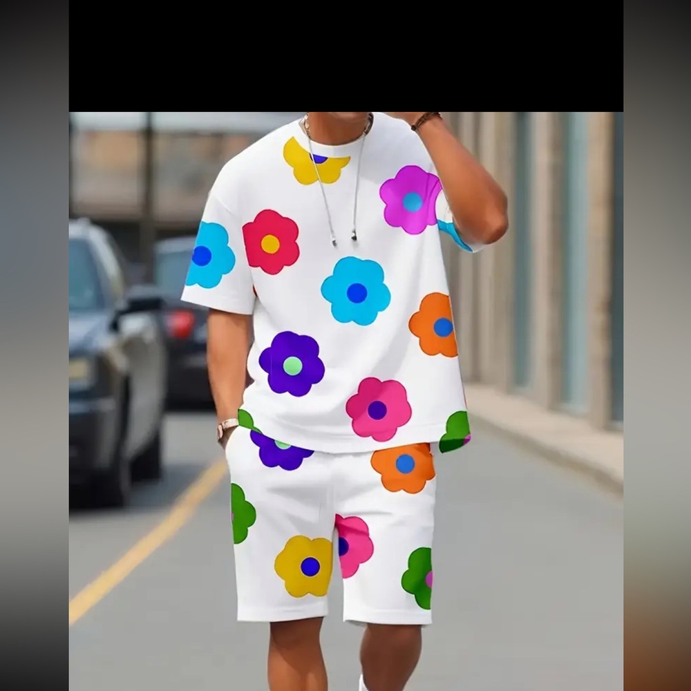 Floral Patterned White Men's Shorts